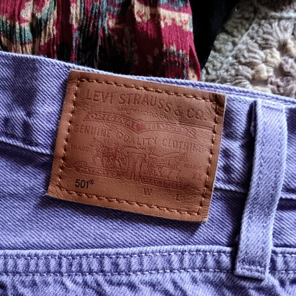 LEVI'S 501 Lavender Purple Premium Fresh High Waisted Shorts 32 - Picture 5 of 8